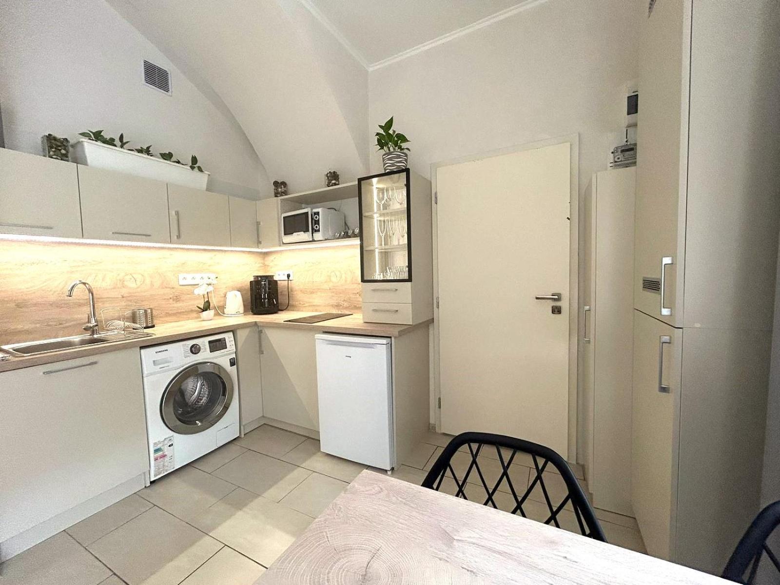 Apartment Leo Obchodna - Delux