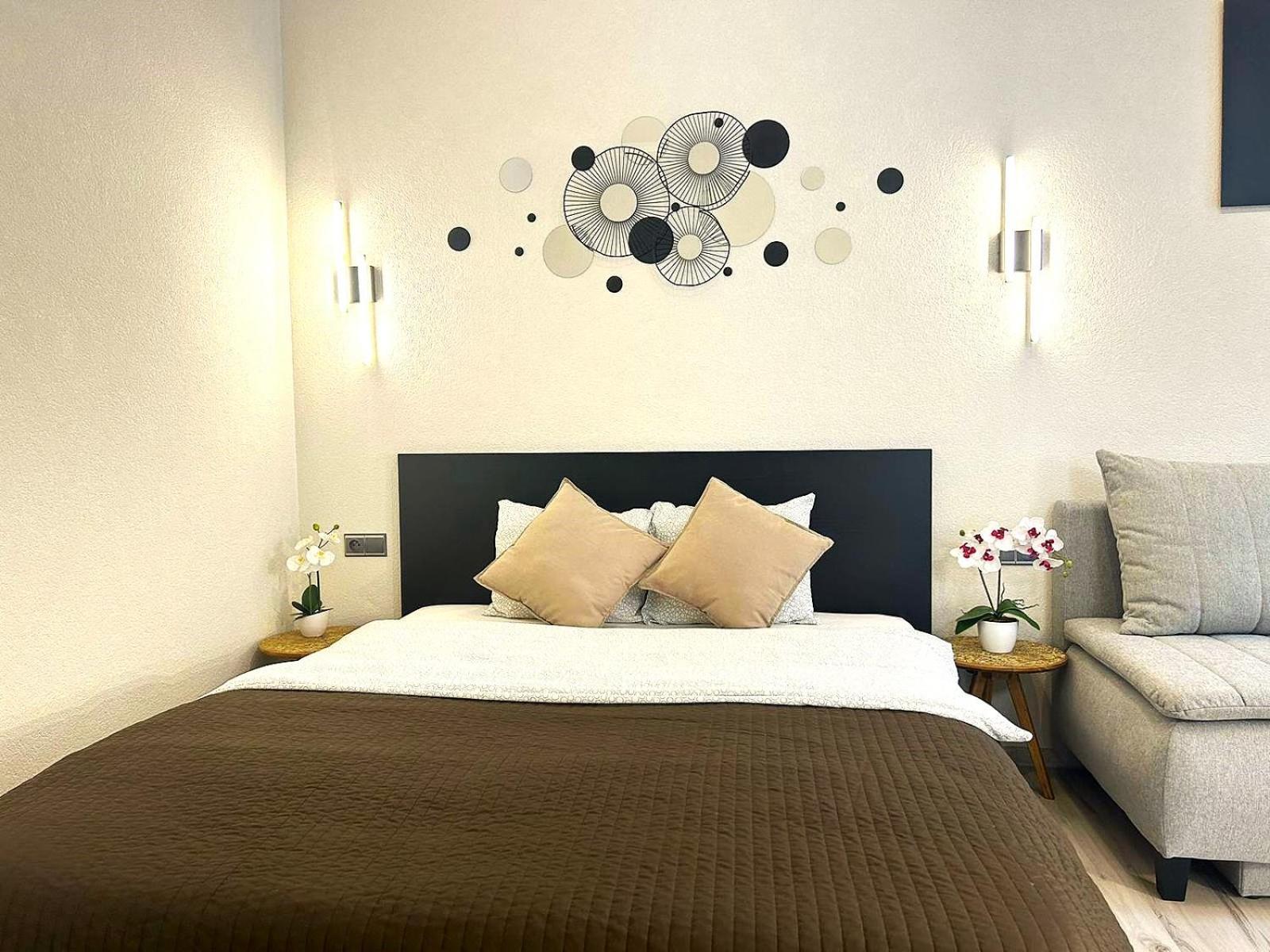 Leo Obchodna - Delux Apartment